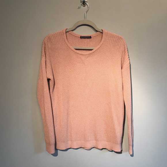 BRANDY MELVILLE NUDE/PINK KNIT SWEATER 💗 ONE SIZE - Picture 1 of 3